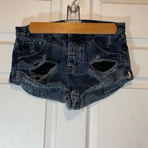 Trendy Distressed Black Jean Shorts for Women